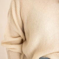 BOXY TURTLENECK SWEATER